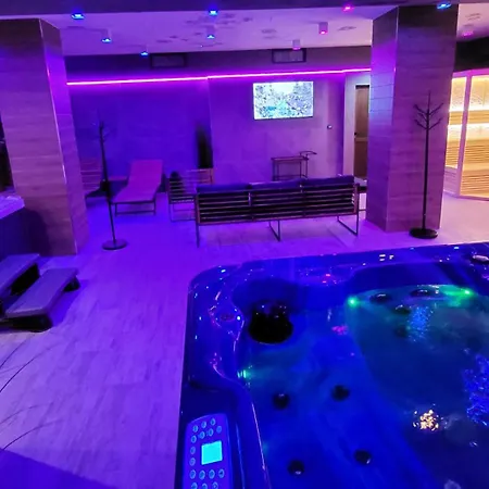 Hotel apartamentowy The Bear 4*